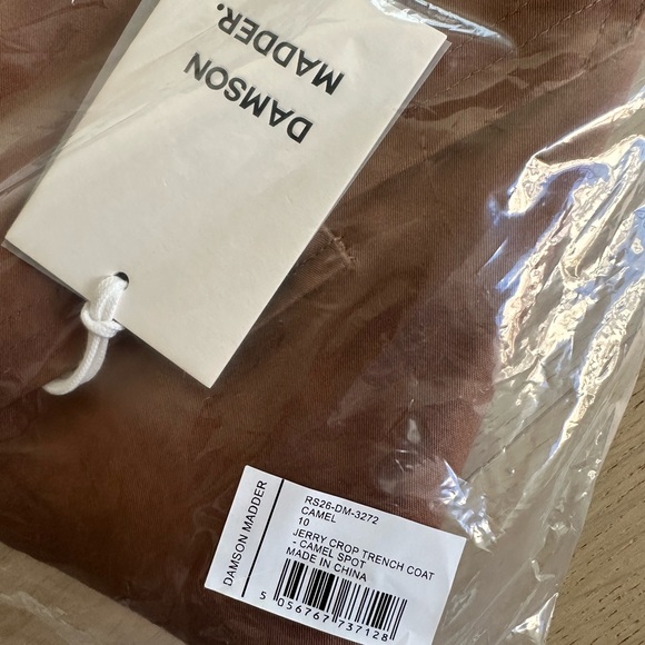 NWT Damaon Madder Reversible Jerry Crop Trench Coat - Camel Spot (small) - Picture 16 of 16